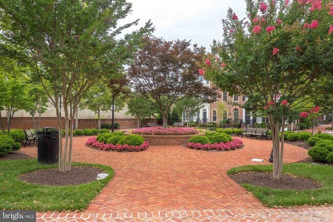 Building Photo - 1846 Potomac Greens Dr