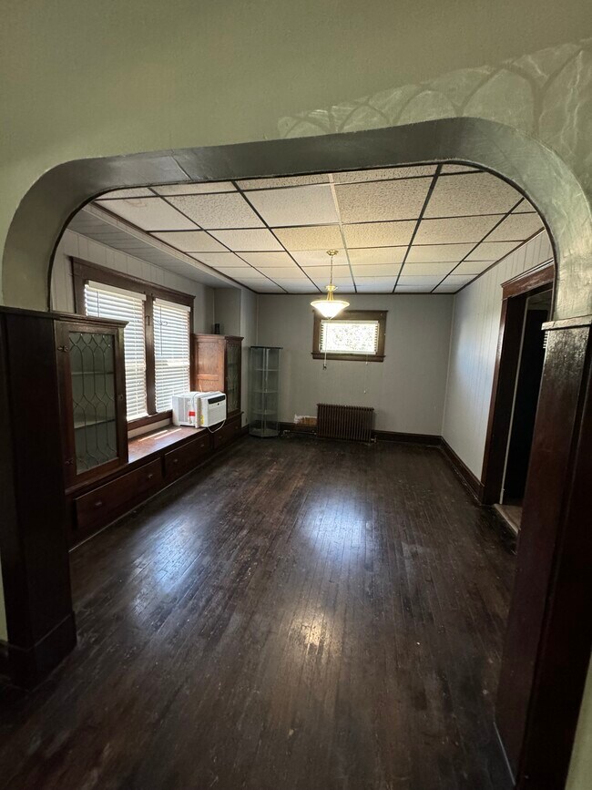 Building Photo - 3334 W 99th St