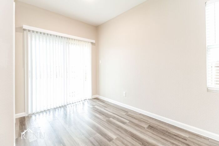 Building Photo - 6120 Harrah Ln