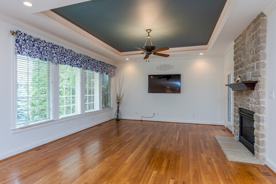 Building Photo - 2409 San Milano Pl