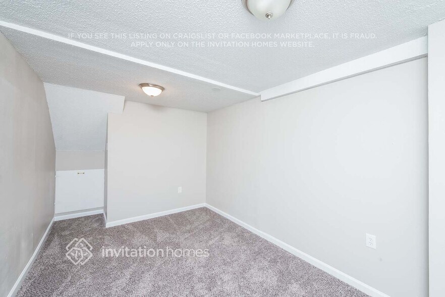 Building Photo - 13146 Alcott Pl