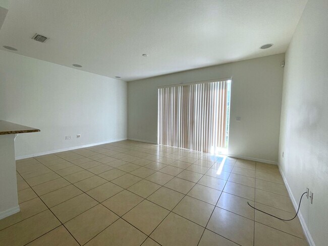 Building Photo - 6898 47th Ln N
