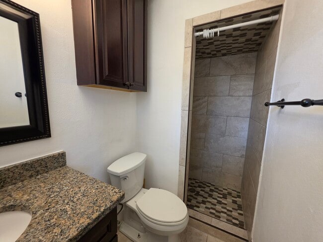 Building Photo - 3907 Grapevine St