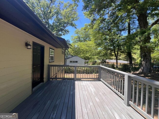 Building Photo - 1947 Kenwood Pl SE