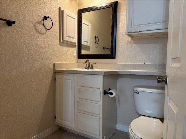 Building Photo - 8908 Legacy Ct