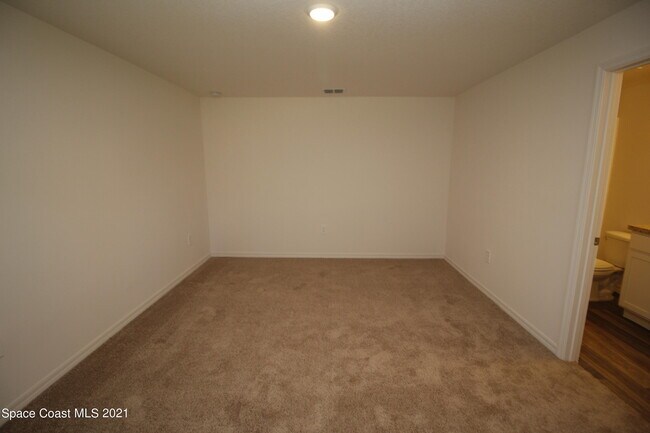 Building Photo - 1825 Tulane Ave SE