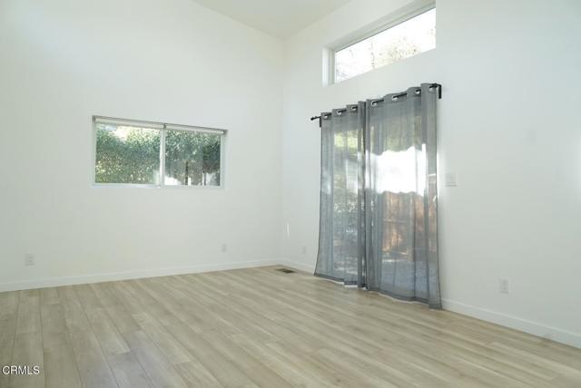 Building Photo - 903 S Avenue 60