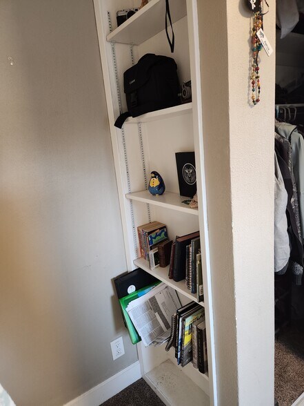 Building Photo - 5700 Cibola Way