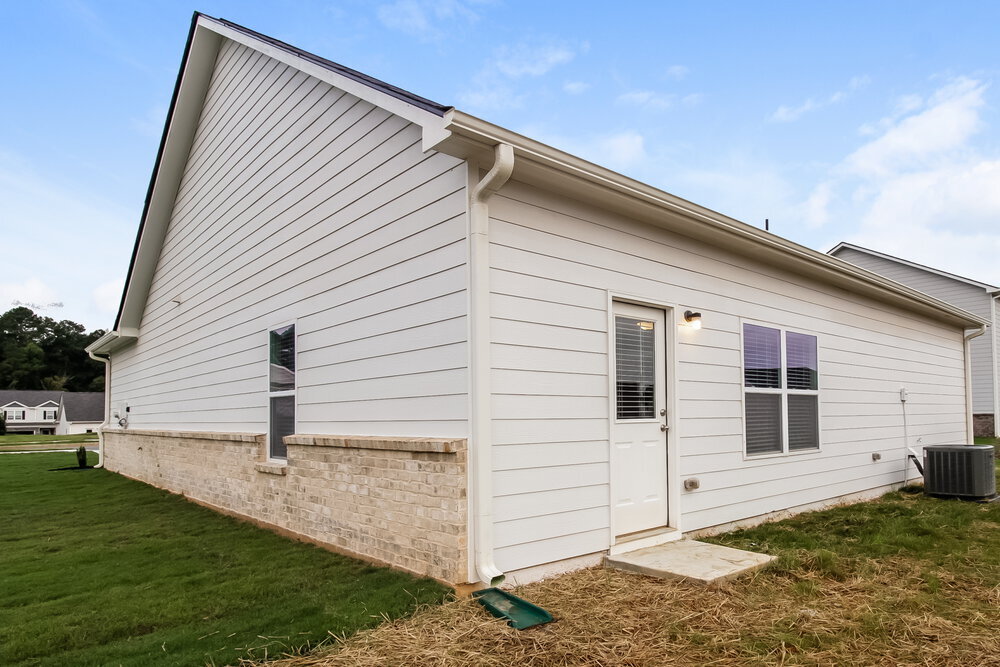 Building Photo - 108 Brook Dr