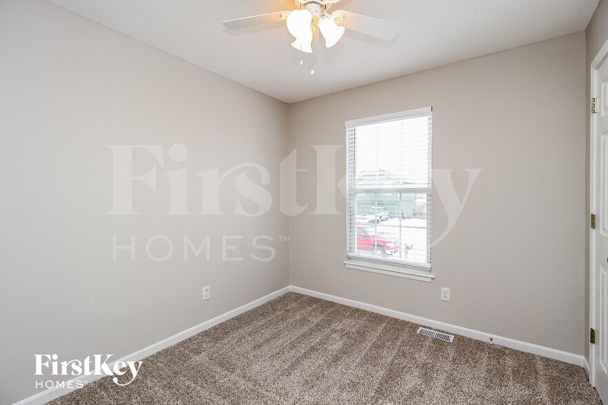 Building Photo - 8424 NE 107th Terrace