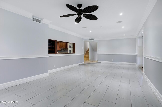 Building Photo - 1627 E Fremont Dr