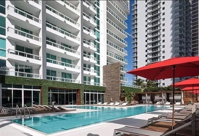 Building Photo - 1080 Brickell Ave
