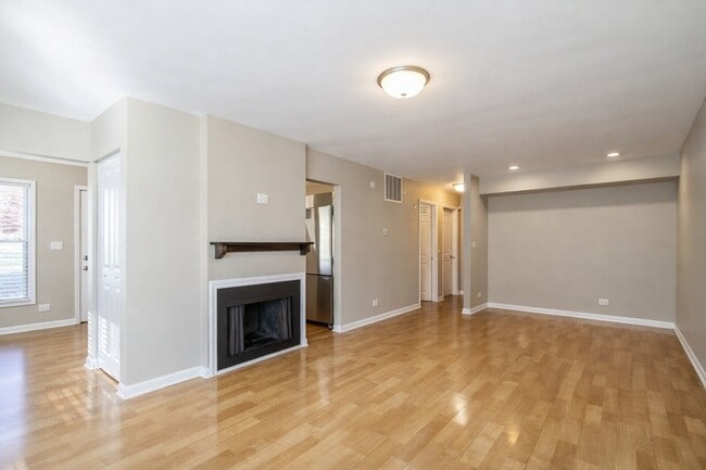 Building Photo - 1000 Wesley Ln