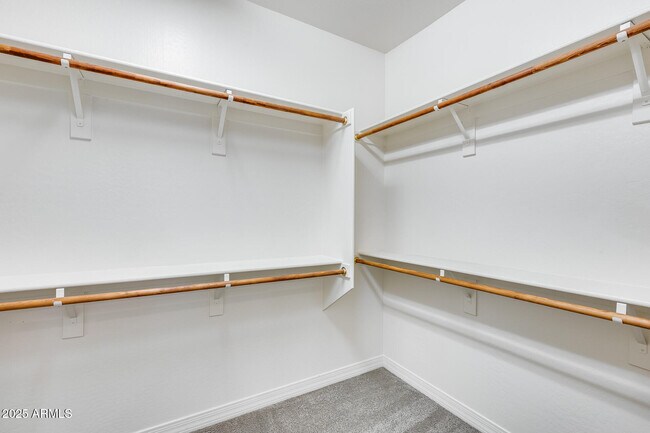 Building Photo - 9944 W Louise Dr