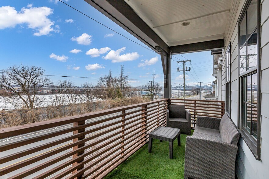 Building Photo - 1209 Davidson St