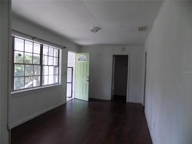Building Photo - 2405 NE 70th Terrace