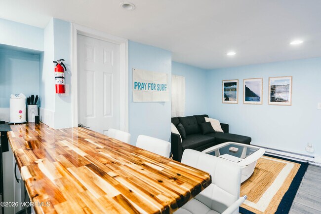 Building Photo - 13 Decatur Ave