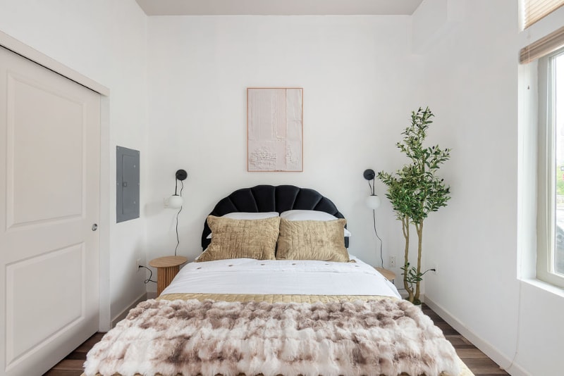 Building Photo - 1607 NW Davis St