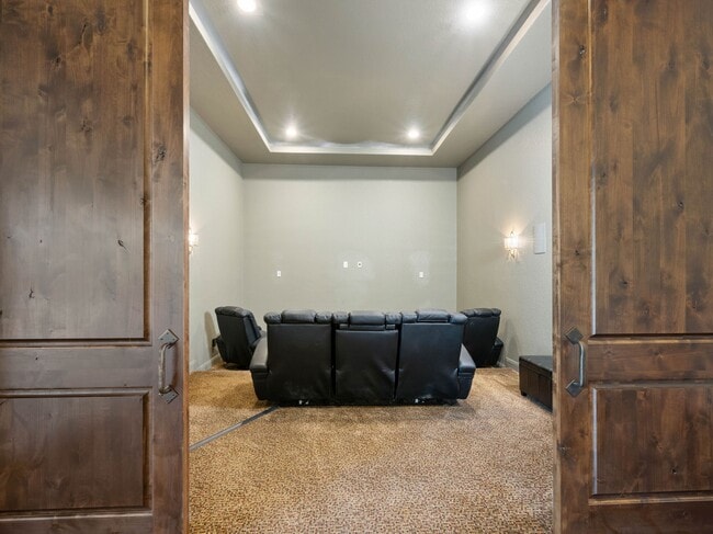 Building Photo - 202 Wellesley Loop