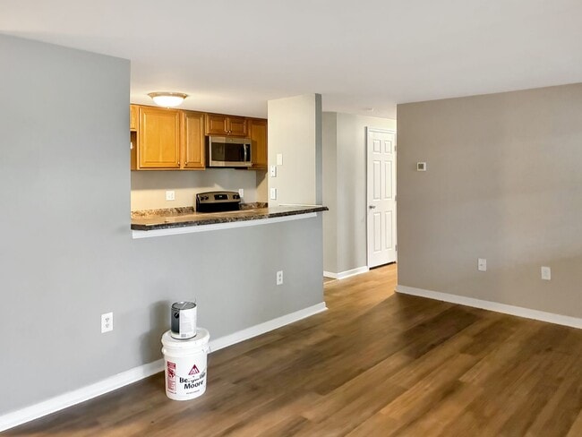 Building Photo - 2 Bedroom Condo in Glen Allen - $300 off your first month!