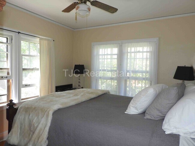 Building Photo - Park Hill Home For Rent