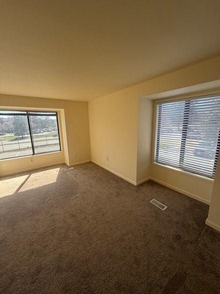 Building Photo - 9709 Docena Dr