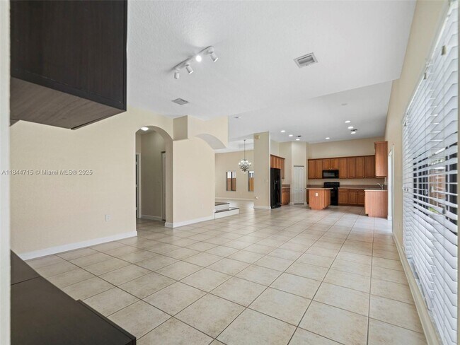 Building Photo - 1438 SW 154th Ct