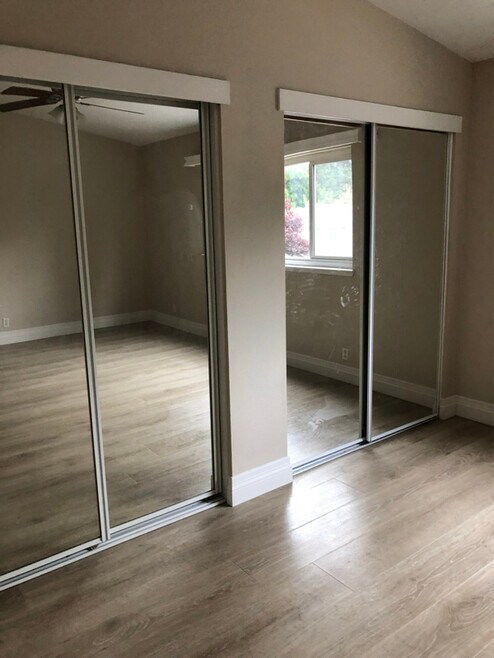 Building Photo - 7854 Windsor Ln