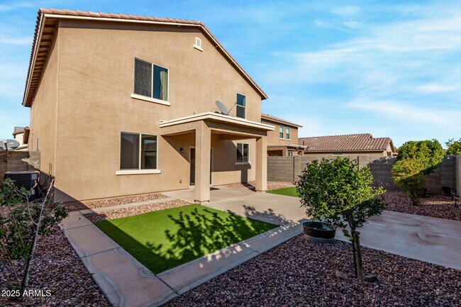 Building Photo - 11603 W Calavar Rd