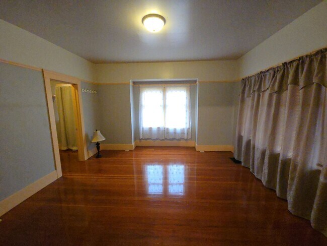 Building Photo - 2314 Union St