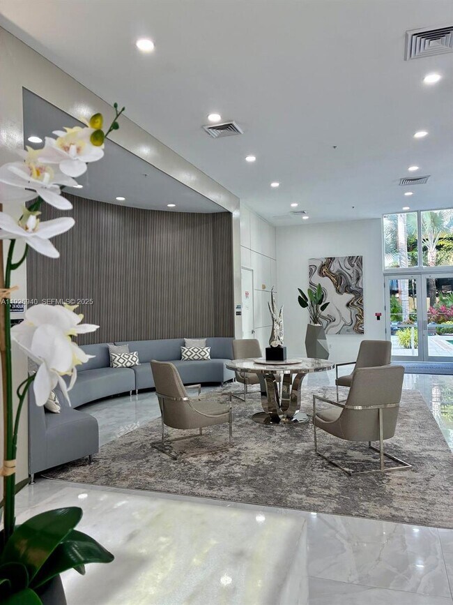 Building Photo - 18800 NE 29th Ave