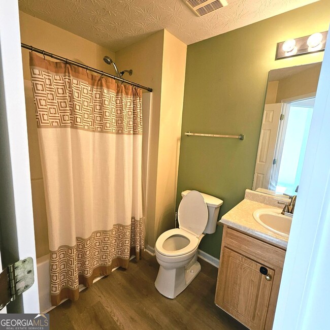 Building Photo - 1278 Labrador Ln