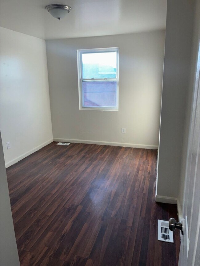 Building Photo - 3703 Edmondson Ave