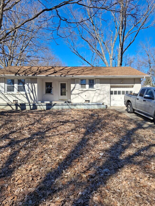 Building Photo - 105 Orchard St