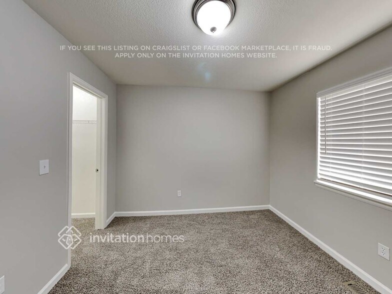 Building Photo - 366 Emerald St