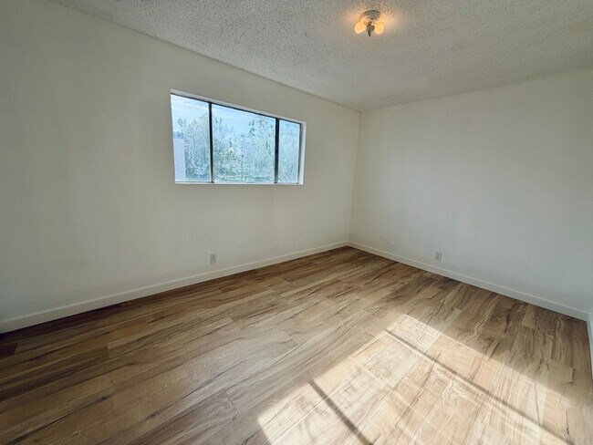 Building Photo - 537 Kolson Cir