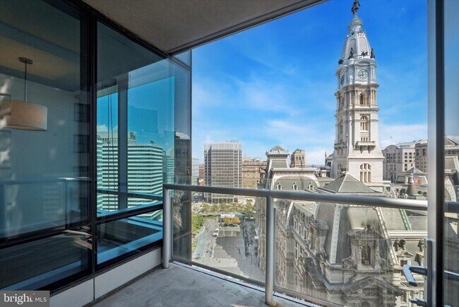 Building Photo - 1414 S Penn Square