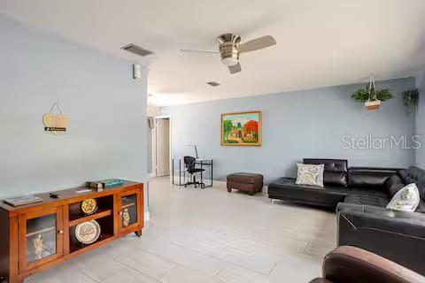 Building Photo - 2604 Campus Hill Dr