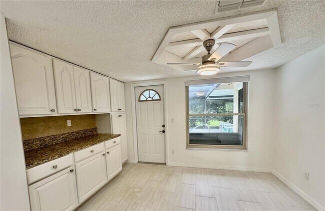 Building Photo - 8618 Woodbridge Dr
