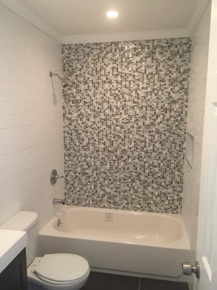 Building Photo - 9001 Farragut Rd