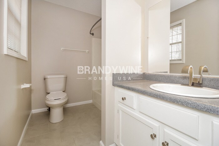 Building Photo - 230 Brookside Dr