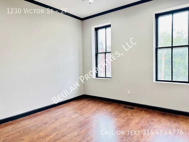 Building Photo - Newly Renovated 2BD/2BA in Walkable Soulard