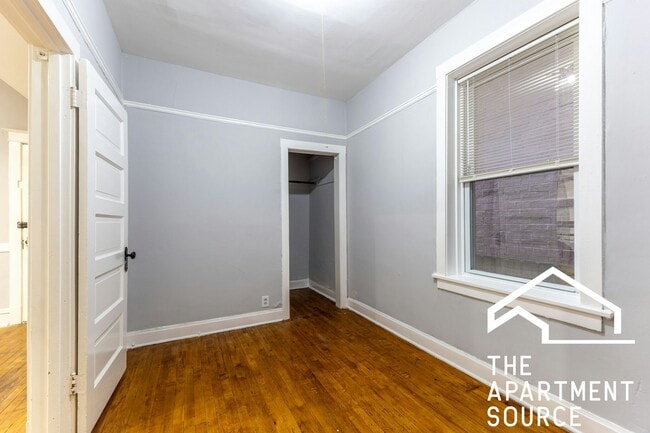 Building Photo - 853 N Wolcott Ave