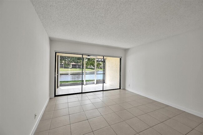 Building Photo - 2297 SW 15th St