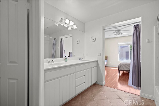 Building Photo - 18 Moonstone