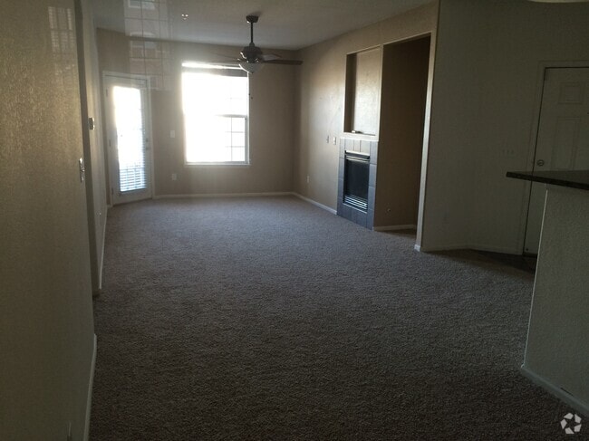 Building Photo - 1450 Blue Sky Way