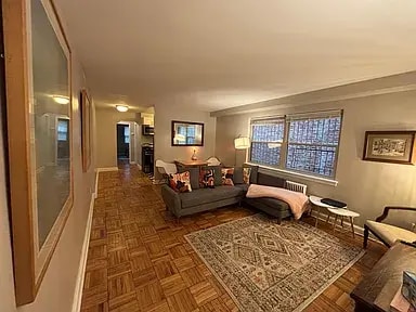 Unit 2 living room - 1711 T St NW