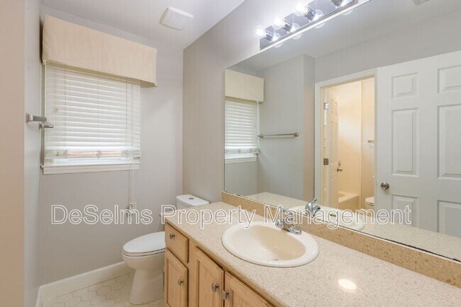Building Photo - 1012 Beech Tree Ln