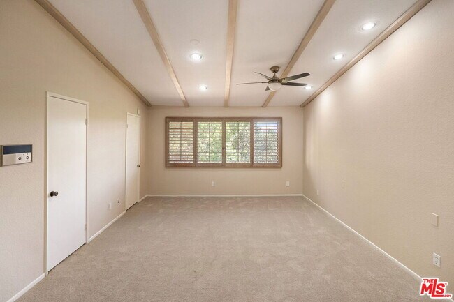 Building Photo - 2748 Bottlebrush Dr