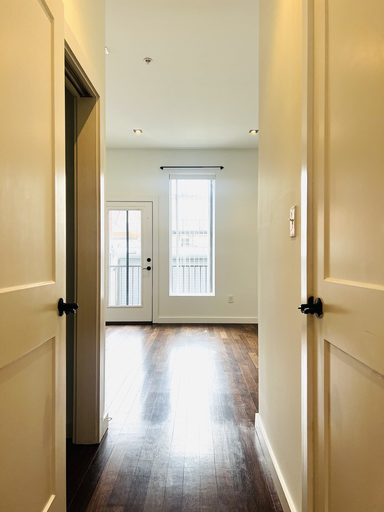 Building Photo - 40 Randolph Pl NW